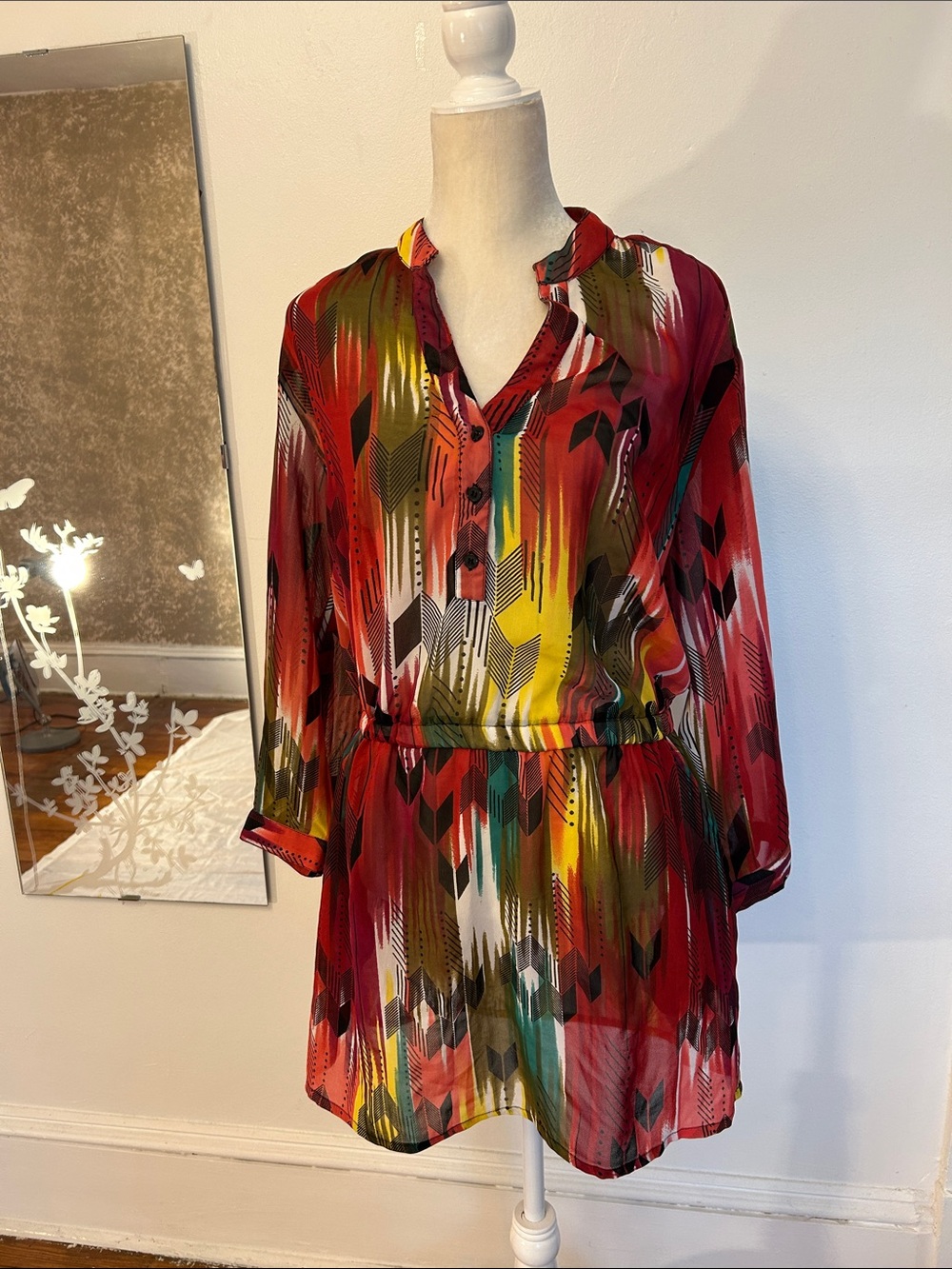 Multicolor Printed Long-Sleeve V-Neck Dress with Elastic Waist
